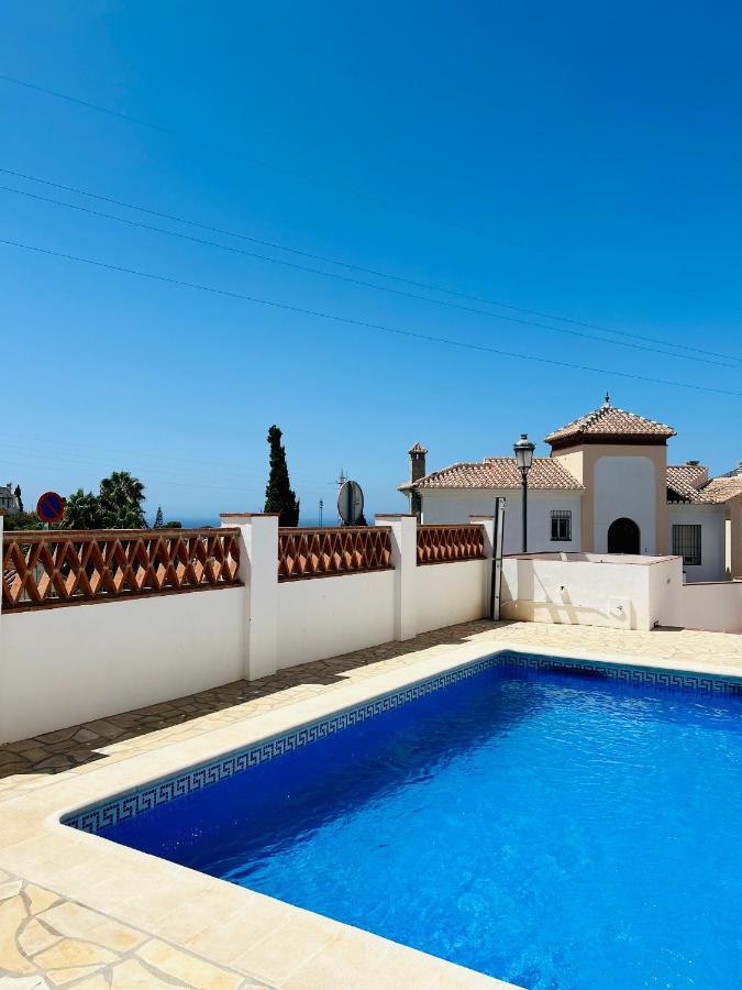 Apartamentos Pacifico Nerja Zewnętrze zdjęcie